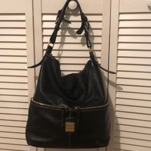 Black leather Dooney&Bourke purse!